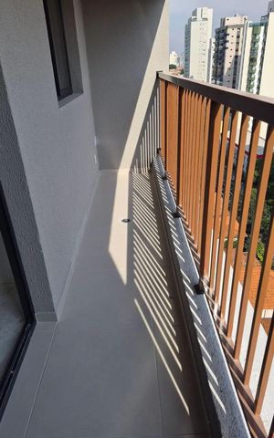 Studio para alugar com 29m², 1 quarto e sem vaga Studio para alugar com 29m², 1 quarto e sem vagaVaranda