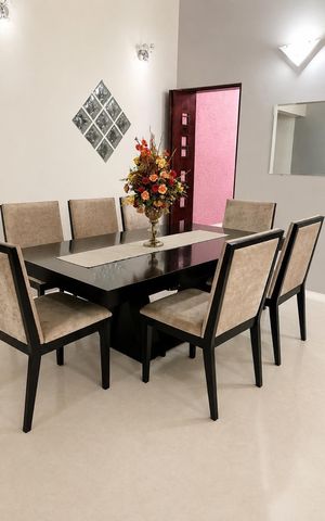 Casa à venda com 160m², 4 quartos e 4 vagas Casa à venda com 160m², 4 quartos e 4 vagasQuarto