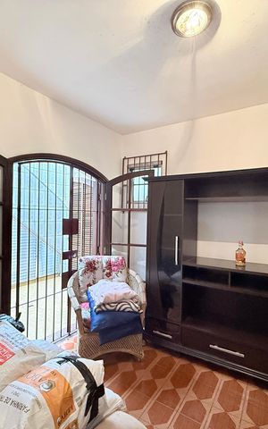 Casa à venda com 110m², 5 quartos e 2 vagas Casa à venda com 110m², 5 quartos e 2 vagasQuarto 2