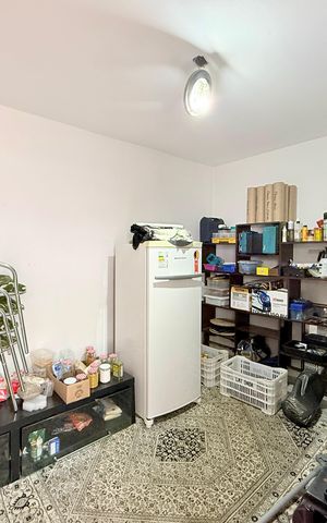 Casa à venda com 110m², 5 quartos e 2 vagas Casa à venda com 110m², 5 quartos e 2 vagasQuarto de Serviço