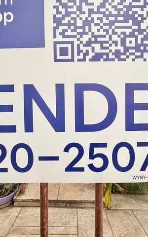 Casa à venda com 110m², 5 quartos e 2 vagas Casa à venda com 110m², 5 quartos e 2 vagasPlaca