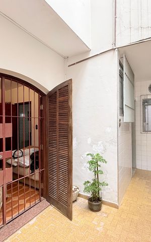 Casa à venda com 110m², 5 quartos e 2 vagas Casa à venda com 110m², 5 quartos e 2 vagasQuintal