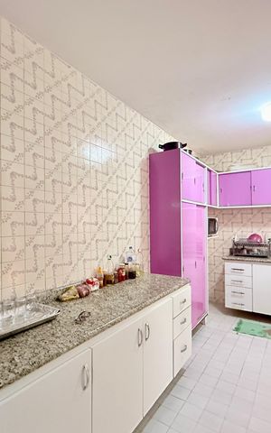 Casa à venda com 110m², 5 quartos e 2 vagas Casa à venda com 110m², 5 quartos e 2 vagasCozinha