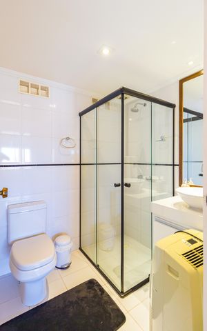 Apartamento à venda com 134m², 3 quartos e 1 vaga Apartamento à venda com 134m², 3 quartos e 1 vagaBanheiro - Social