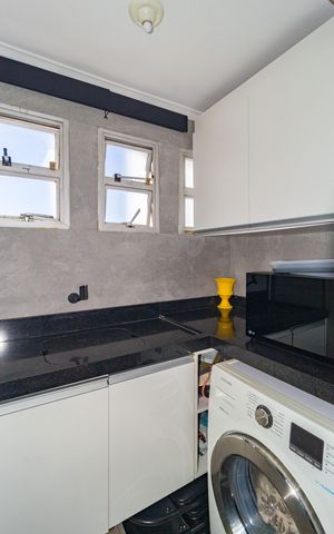 Apartamento à venda com 134m², 3 quartos e 1 vaga Apartamento à venda com 134m², 3 quartos e 1 vaga Área de Serviço