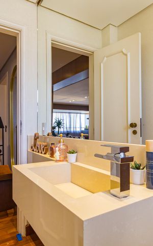 Apartamento à venda com 134m², 3 quartos e 1 vaga Apartamento à venda com 134m², 3 quartos e 1 vagaLavabo