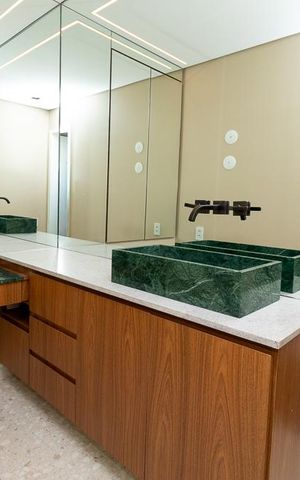 Apartamento à venda com 184m², 3 quartos e 3 vagas Apartamento à venda com 184m², 3 quartos e 3 vagasBanheiro da Suíte 3