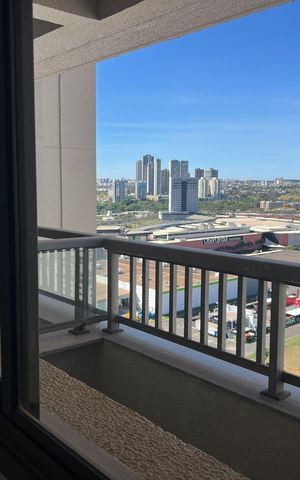 Apartamento para alugar com 96m², 3 quartos e 2 vagas Apartamento para alugar com 96m², 3 quartos e 2 vagasVaranda