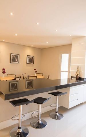 Apartamento à venda com 51m², 2 quartos e 1 vaga Apartamento à venda com 51m², 2 quartos e 1 vagaÁrea comum - Salão de festas