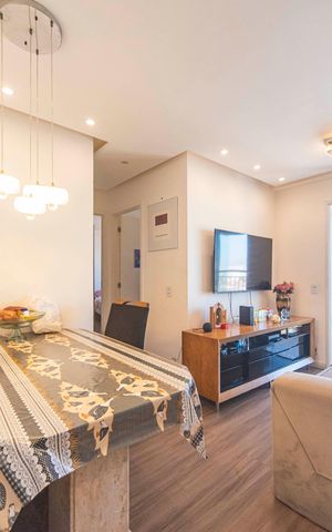 Apartamento à venda com 51m², 2 quartos e 1 vaga Apartamento à venda com 51m², 2 quartos e 1 vagaSala