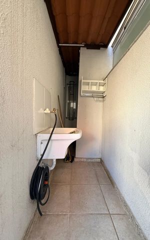 Apartamento à venda com 90m², 2 quartos e 1 vaga Apartamento à venda com 90m², 2 quartos e 1 vagaÁrea de serviço