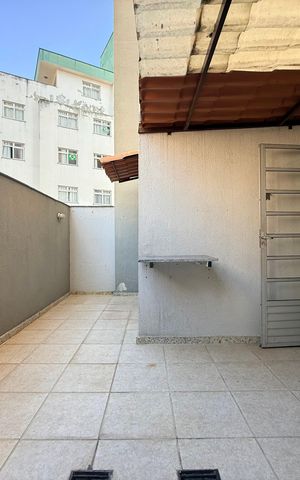 Apartamento à venda com 90m², 2 quartos e 1 vaga Apartamento à venda com 90m², 2 quartos e 1 vagaVaranda