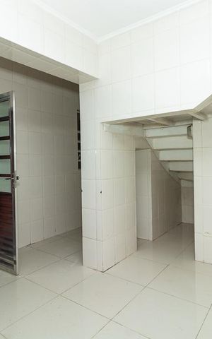 Casa para alugar com 300m², 4 quartos e 1 vaga Casa para alugar com 300m², 4 quartos e 1 vagaCozinha