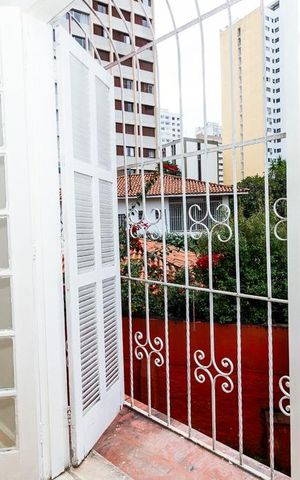Casa para alugar com 300m², 4 quartos e 1 vaga Casa para alugar com 300m², 4 quartos e 1 vagaSuíte