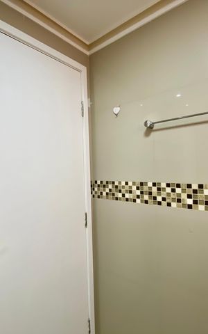 Apartamento à venda com 60m², 2 quartos e 1 vaga Apartamento à venda com 60m², 2 quartos e 1 vagaBanheiro