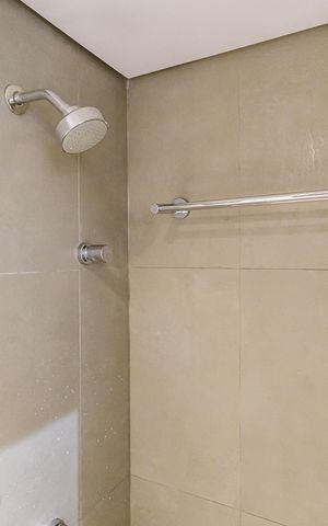 Studio à venda com 27m², 1 quarto e sem vaga Studio à venda com 27m², 1 quarto e sem vagaBanheiro