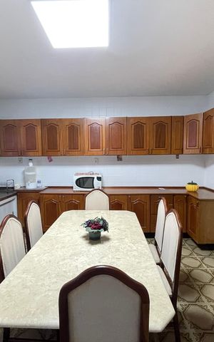 Casa à venda com 120m², 5 quartos e 2 vagas Casa à venda com 120m², 5 quartos e 2 vagasCozinha