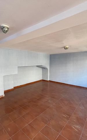 Casa à venda com 120m², 5 quartos e 2 vagas Casa à venda com 120m², 5 quartos e 2 vagasGaragem