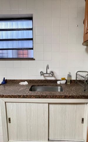 Casa à venda com 120m², 5 quartos e 2 vagas Casa à venda com 120m², 5 quartos e 2 vagasCozinha