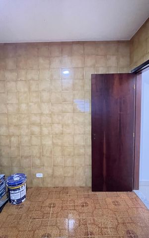 Casa à venda com 120m², 5 quartos e 2 vagas Casa à venda com 120m², 5 quartos e 2 vagasEdícula - Cozinha