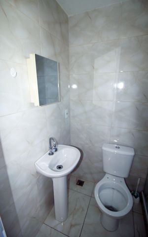 Casa para alugar com 84m², 2 quartos e 1 vagaBanheiro 1