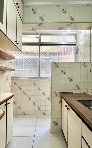 Apartamento à venda com 76m², 2 quartos e 1 vagaCozinha