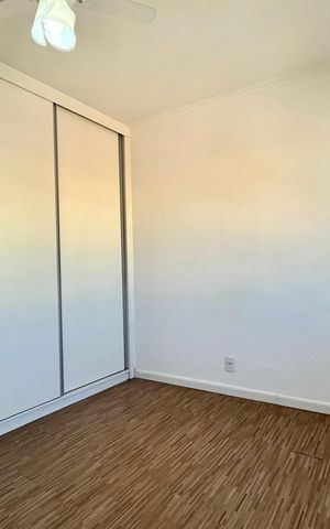 Apartamento à venda com 76m², 2 quartos e 1 vagaQuarto 2