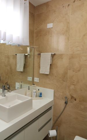Casa à venda com 350m², 3 quartos e 2 vagasBanheiro da Suíte 3