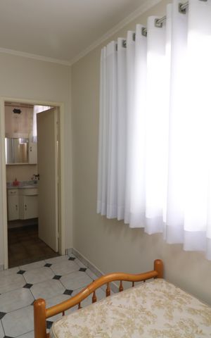Casa à venda com 350m², 3 quartos e 2 vagasSuíte 2