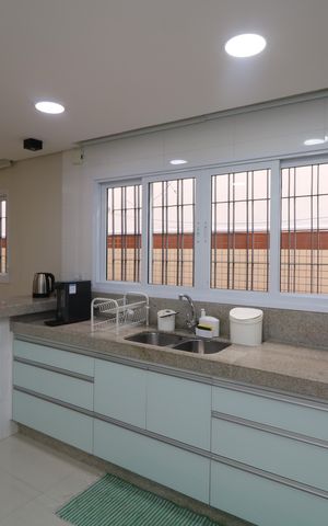 Casa à venda com 350m², 3 quartos e 2 vagasCozinha