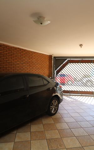 Casa à venda com 350m², 3 quartos e 2 vagasGaragem