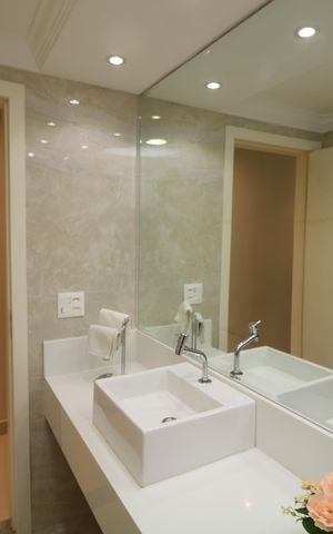 Casa à venda com 350m², 3 quartos e 2 vagasLavabo
