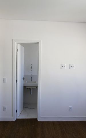 Apartamento à venda com 363m², 4 quartos e 4 vagasQuarto 2 - Suíte