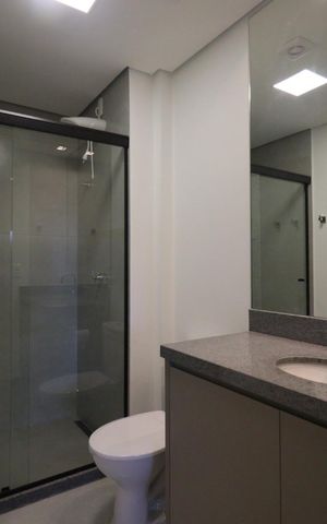 Studio para alugar com 38m², 1 quarto e 1 vaga Studio para alugar com 38m², 1 quarto e 1 vagaBanheiro da Suíte