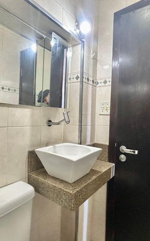 Apartamento à venda com 54m², 2 quartos e sem vaga Apartamento à venda com 54m², 2 quartos e sem vagaBanheiro