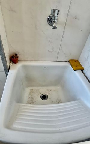 Apartamento à venda com 54m², 2 quartos e sem vaga Apartamento à venda com 54m², 2 quartos e sem vagaLavanderia