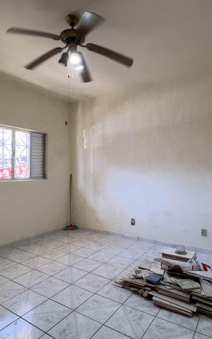 Casa à venda com 90m², 3 quartos e sem vagaSala