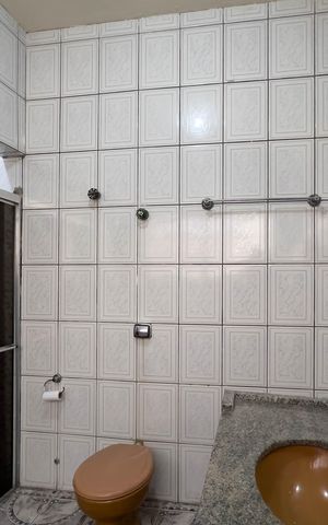Casa à venda com 90m², 3 quartos e sem vagaBanheiro