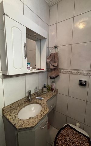 Casa à venda com 118m², 4 quartos e 4 vagas Casa à venda com 118m², 4 quartos e 4 vagasLavabo