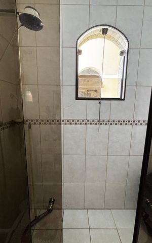 Casa à venda com 118m², 4 quartos e 4 vagas Casa à venda com 118m², 4 quartos e 4 vagasBanheiro