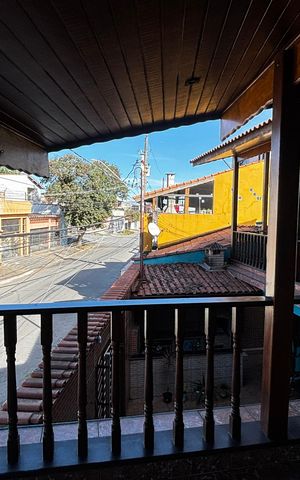 Casa à venda com 118m², 4 quartos e 4 vagas Casa à venda com 118m², 4 quartos e 4 vagasQuarto 3 Varanda