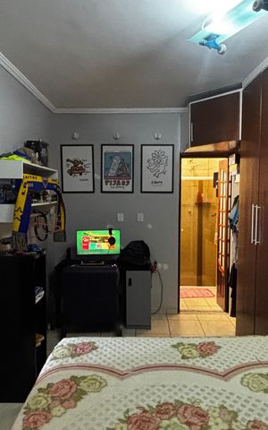 Casa à venda com 118m², 4 quartos e 4 vagas Casa à venda com 118m², 4 quartos e 4 vagasSuite