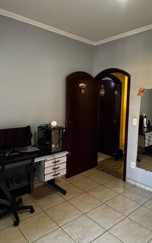 Casa à venda com 118m², 4 quartos e 4 vagas Casa à venda com 118m², 4 quartos e 4 vagasQuarto 3
