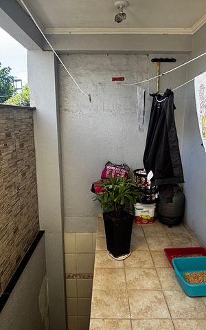 Casa à venda com 118m², 4 quartos e 4 vagas Casa à venda com 118m², 4 quartos e 4 vagasÁrea de Serviço