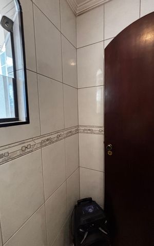Casa à venda com 118m², 4 quartos e 4 vagas Casa à venda com 118m², 4 quartos e 4 vagasLavabo