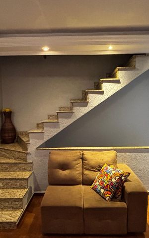 Casa à venda com 118m², 4 quartos e 4 vagas Casa à venda com 118m², 4 quartos e 4 vagasSala