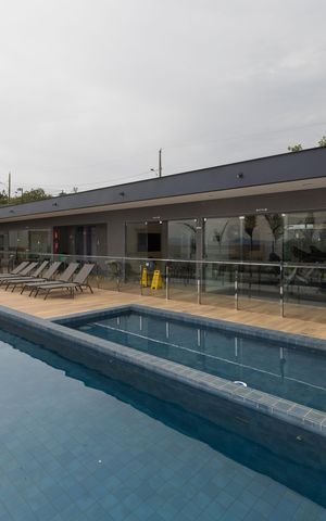 Casa de condomínio à venda com 80m², 2 quartos e 2 vagas Casa de condomínio à venda com 80m², 2 quartos e 2 vagasÁrea comum - Piscina