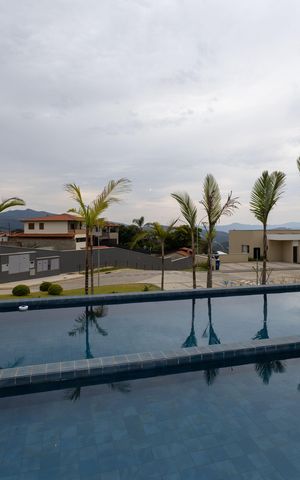 Casa de condomínio à venda com 80m², 2 quartos e 2 vagas Casa de condomínio à venda com 80m², 2 quartos e 2 vagasÁrea comum - Piscina