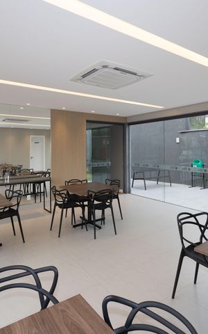 Casa de condomínio à venda com 80m², 2 quartos e 2 vagas Casa de condomínio à venda com 80m², 2 quartos e 2 vagasÁrea comum - Salão de festas