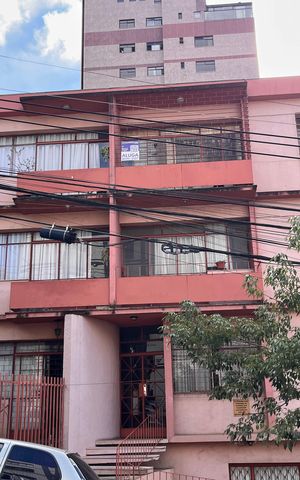 Apartamento para alugar com 100m², 3 quartos e sem vaga Apartamento para alugar com 100m², 3 quartos e sem vagaFachada